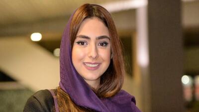 خبر روز | عکس وایرال شده «پوری بنایی» و نوه فردین در رستوران سنتی شمال تهران | گلی شی