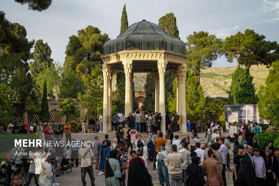 تنوع جاذبه‌ گردشگری و تعدد آثار تاریخی، عامل اصلی رونق سفرهای نوروزی