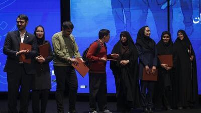 تقدیر از کارکنان منطقه۹ به عنوان شهردانان برتر؛ منطقه۹ از مناطق برتر در بیشترین عناوین، پاسخ صحیح و مشارکت