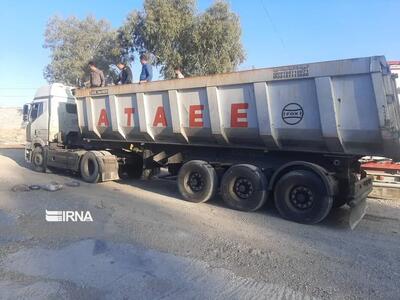 مرگ راننده تریلی‌ در پی حرکت ناگهانی خودرو
