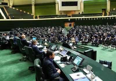دیدار نوروزی قالیباف و هیئت رئیسه با رهبر معظم انقلاب - تسنیم