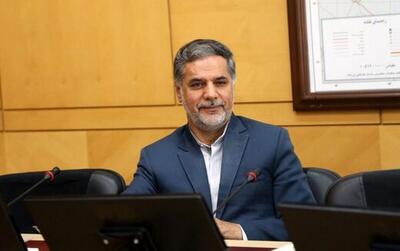 نقوی حسینی: عراقچی با اختیار تام به عمان رفت