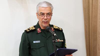 رئیس ستادکل نیروهای مسلح: نیروهای مسلح در آمادگی کامل به سر می‌برند / حسرت دستیابی به اهداف را بر دل دشمنان می‌گذاریم