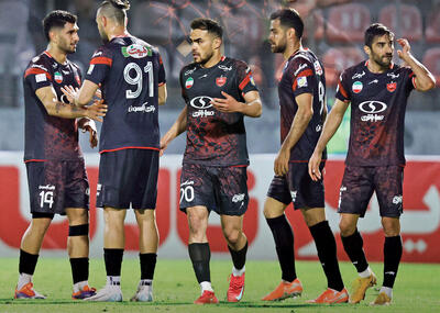 گزارشگر بازی پرسپولیس همچنان فحش می‌خورد!
