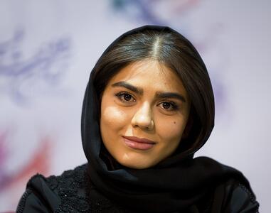 آزاده زارعی: «شوهر آینده‌ام باید مثل یک ملکه با من رفتار کنه!»+فیلم