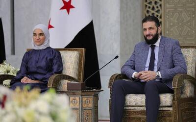 همسر جولانی در مرکز توجه؛ از لطیفه دروبی چه می‌دانیم؟