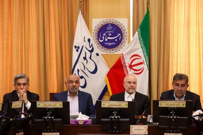 قالیباف: مجلس از حق نظارت خود برای پرداخت دیون دولت به بازنشستگان کوتاه نخواهد آمد
