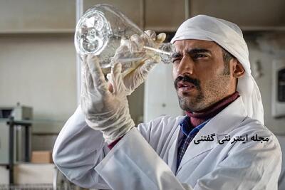 عکس یادگاری مهدی مهاجری بازیگر سریال ذهن زیبا با دکتر حسین بهاروند پدر سلول‌های بنیادی ایران