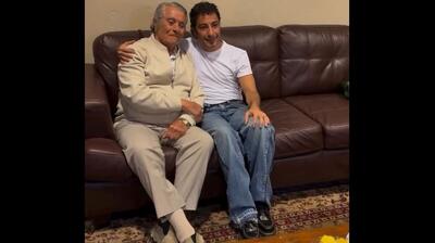 دیدار نوید محمد زاده با بهروز وثوقی در حاشیه نمایش سیصد در آمریکا+ ویدئو