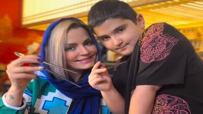 خبر روز | تصویر جذاب و عاشقانه مادرانه سپیده خداوردی در کنار پسرش | گلی شی