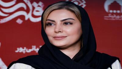خبر روز | قاب خانوادگی و جذاب نیلوفر شهیدی در کنار دختر و همسرش | گلی شی
