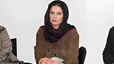 تصویر | زندگی خصوصی و دیده نشده «لادن مستوفی» همراه بیوگرافی | گلی شی