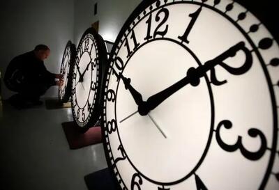 تغییر ساعت تابستانی ۲۰۲۵؛ ترامپ می‌تواند تغییر ساعت را متوقف کند؟