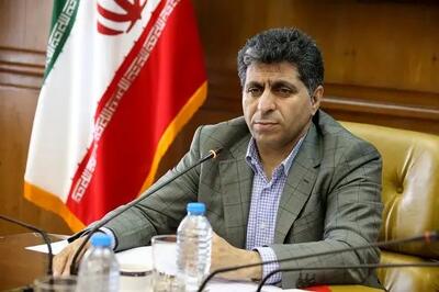 با سیاست تهاتر دارو با تامین اجتماعی مخالفیم/ شرکت‌ها پول نقد می‌خواهند