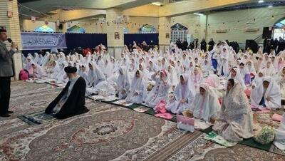 جشن تکلیف ۹۰۰ دانش‌آموز دختر بندرانزلی برگزار شد