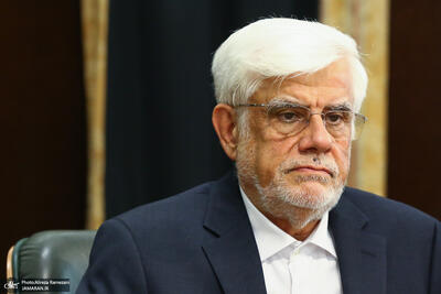 روایت معاون اول رئیس‌جمهور از نقش نهادهای غیرمسئول در امنیتی کردن فضای دانشگاه ها در دوره گذشته/ عارف: وزیر وقت کشور رئیس دانشگاه را انتخاب می کرد ولی الان فضای دانشگاه فرهنگی است و قابل مقایسه با گذشته نیست