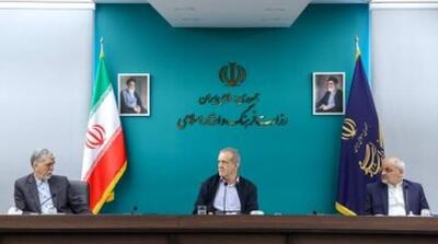 پزشکیان: هر کسی بتواند بخشی از مشکلات را حل کند، میدان عمل را در اختیارش قرار می‌دهیم - مردم سالاری آنلاین