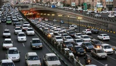 ترافیک پرحجم و سنگین در خیابان‌های پایتخت