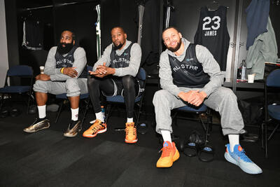 بسکتبال NBA | گزارش زنده روز آخر فصل عادی؛ جنگ تمام‌عیار کنفرانس غرب - پارس فوتبال
