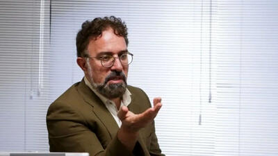 پزشکیان و مذاکره کنندگان علاقه ای به ماندگاری در قدرت ندارند و کبریت بی خطرند