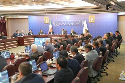 خداییان: از لیست بدهکاران کلان بانکی نباید غافل شد