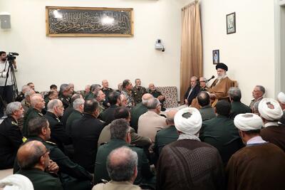 حضور فرماندهان ارشد نظامی در محضر فرمانده کل قوا