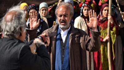 تیپ شیک شیرین سریال نون خ با دامن و شومیز بهاری