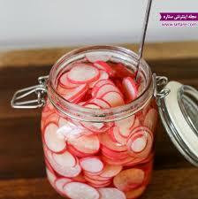 فیلم/ آموزش درست کردن ترشی تربچه برای افراد خاص - آینه فردا