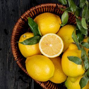 فواید مصرف آب لیمو با معده خالی