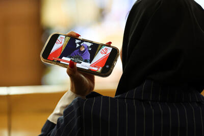 مهاجرانی: دولت از گرانی دلار سودی نمی‌برد