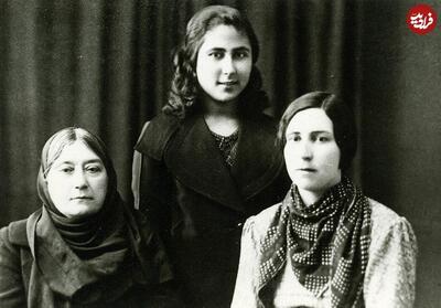عکس/ چهره خاص فرح‌السلطنه عروس مظفرالدین شاه در کنار خواهرش با لباس های اروپایی | اقتصاد24