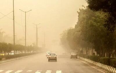 آسمان آبی ایلام گرد و غباری شد