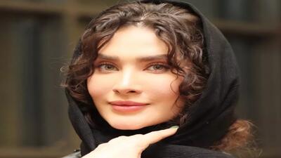 خبر روز | چشمک و ژست عجیب «ساناز سعیدی» بازیگر نقش سریال فریبا | گلی شی