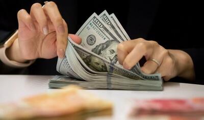 قیمت دلار در ایران ؛ جنگ میان نظریه و واقعیت