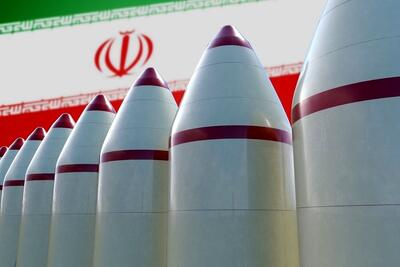 یکی دو بمب اتم هم بسازیم، در مقابل بمب‌های آن‌ها چیزی نیست/ آمریکا دنبال به تله انداختن ایران است نه توافق