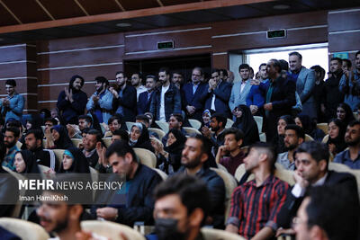 دانشجویان انتظار دارند بدانند چرا با ابربدهکاران بانکی برخورد نمی شود