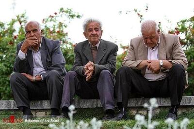 پرداخت فوق‌العاده ایثارگری شش ماه دوم سال ۹۹ بازنشستگان در انتظار تامین اعتبار توسط سازمان برنامه و بودجه