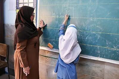 ورود مجلس به موضوع پاداش فرهنگیان