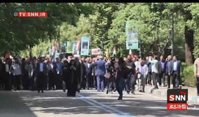 ببینید| برگزاری تجمع اساتید و دانشجویان ایران مقابل سردر دانشگاه تهران در حمایت از مردم غزه+ فیلم