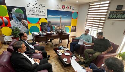 حضور مربی اختصاصی شمشیربازان در تیم ملی ممنوع شد