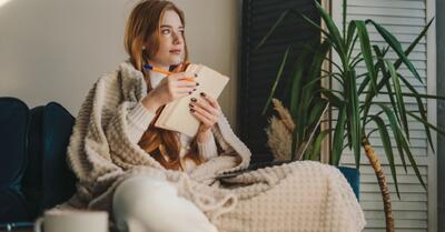 چگونه داستان زندگی خود را به یاد می آوریم