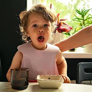 نجات کودک ۲۰ ماهه توسط پرستار نهاوندی