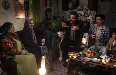 نمایش قسمت سریال «پایتخت» در برج میلاد