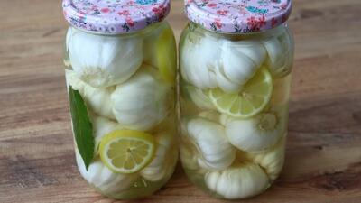 طرز تهیه آنتی بیوتیک طبیعی ضد سرماخوردگی با سیر و لیمو