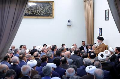 مسائل کشور را به گفت‌وگوها گره نزنیم