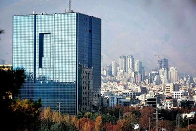 چرا نرخ بهره رکورد زد؟پایداری نرخ بهره در سطوح بالا زمینه‌‏ساز رکود سنگین در بازارها شد