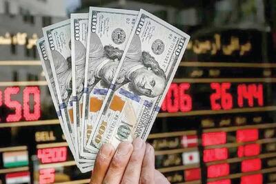 کاسبان نوسان: دلار در سایه مذاکره