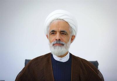 معاون حقوقی رئیس‌جمهور: جوانان تحصیل‌کرده برای عرضه دانش نیازمند حمایت‌ هستند/ مشکلات بخش خصوصی باید حل شوند