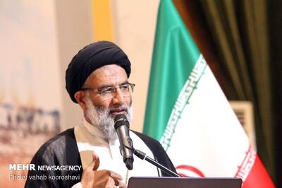 ارتش  ایران اقتدار و استقلال خود را به جهان اثبات کرد