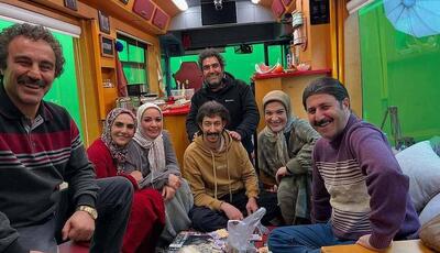صف طولانی در برج میلاد برای تماشای سریال پایتخت